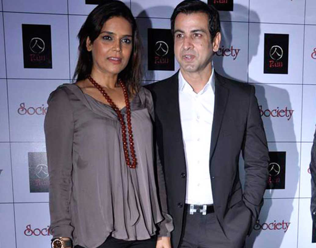 রণিত রায়: ২০০৩ সালে ‘লখনউ সেন্ট্রাল’ অভিনেতার সঙ্গে বিয়ে হয় অভিনেত্রী নীলম সিংয়ের। দুই সন্তান রয়েছে তাঁদের।