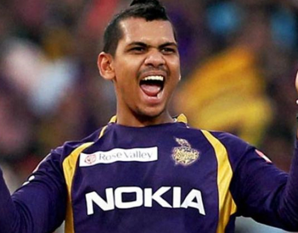 বল হাতে তো বটেই, ব্যাটেও যে এমন মারকাটারি হয়ে উঠতে পারেন সুনীল নারাইন, তা দেখা গিয়েছে আইপিএলের মঞ্চে। ২০১৮-তে তাঁকে দেখা গিয়েছে ব্যাট হাতে ওপেন করতে। তাঁর অলরাউন্ড পারফরম্যান্স ছিল তুঙ্গে। ১৬ ম্যাচে ৩৫৭ রান ছাড়াও ১৭টি উইকেট নিয়েছিলেন নারাইন।