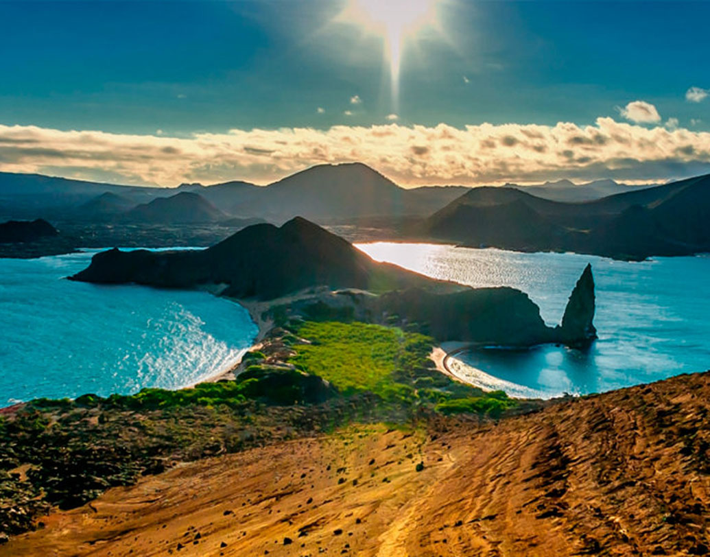 গ্যালাপ্যাগোস দ্বীপপুঞ্জের শিলা থেকেই তৈরি এই গোমেদ পাথরগুলি। কিন্তু প্রাচীন গোমেদগুলি কী ভাবে গ্যালাপ্যাগোসের আগ্নেয়গিরির শিলার মাঝে পাওয়া গেল, সেই রহস্যই সমাধানের চেষ্টা চলছে।