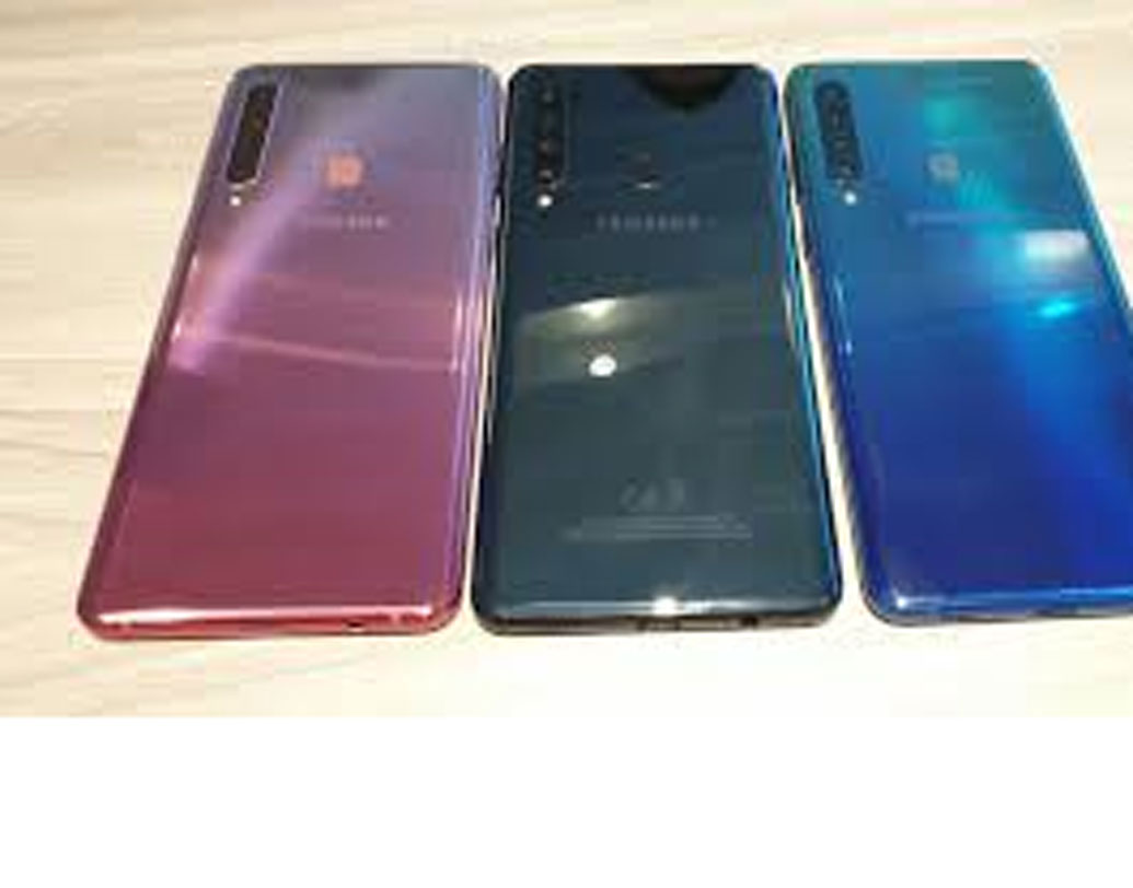 এই ফোনের দাম ৩৯ হাজারের কাছাকাছি। অ্যামাজন ইন্ডিয়া ও ফ্লিপকার্টেও পাওয়া যাবে এটি।