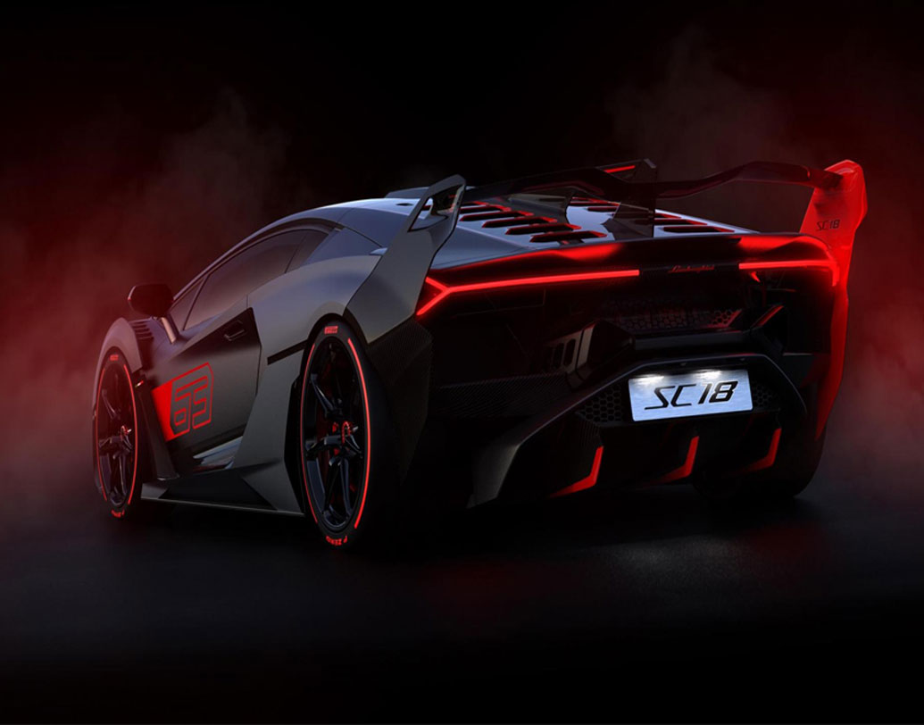 একটা অভিনব ‘সাউন্ড’ থাকবে এই গাড়িটির।২০ ইঞ্চির সিঙ্গল নাট হুইলস রয়েছে সামনে। ভিতরে রয়েছে আলকানতারার কভারিং।