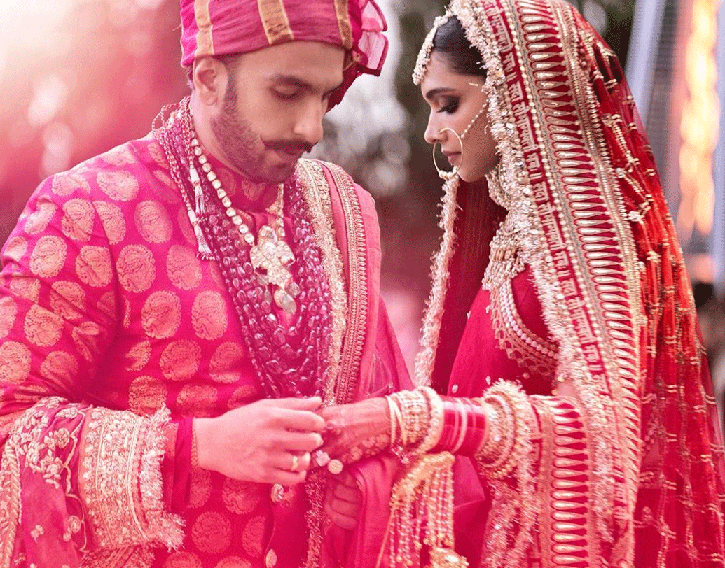 জানা গিয়েছে, নিজেদের বিয়ের নাকি বিমা করিয়েছেন দীপিকা-রণবীর। এ ঘটনা বলি মহলে অভিনব বলেই মনে করছেন অনেকে।