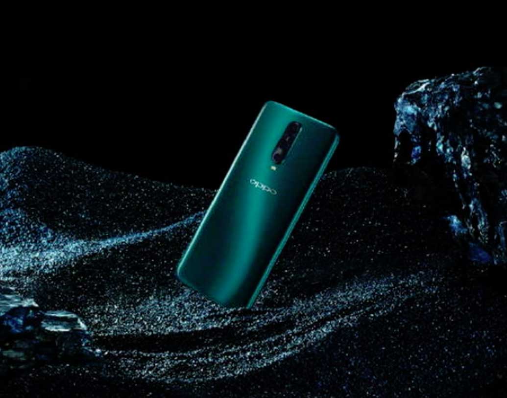 হ্যান্ডসেটটির ভিতরে থাকছে অক্টা কোর কোয়ালকম স্ন্যাপড্রাগন ৭১০ এসওসি। ৮ জিবি র‌্যামের পাশাপাশি এই ফোনে রয়েছে ১২৮ জিবি ইনবিল্ট স্টোরেজ।