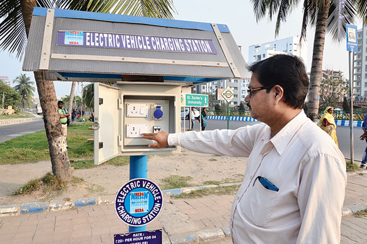 Charging station for battery operated cars started in New Town
