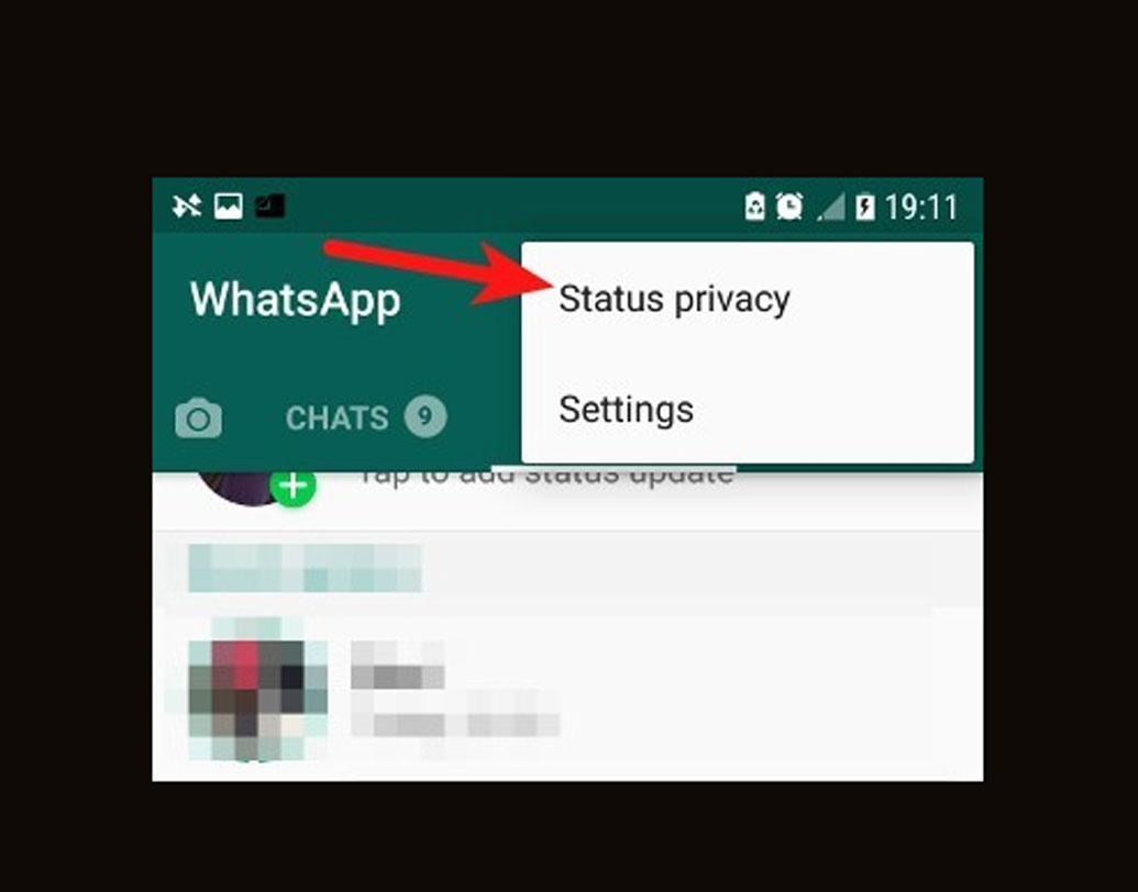 স্ট্যাটাস গোপন করা: স্ট্যাটাসে মেনুতে ক্লিক করে স্ট্যাটাস স্ক্রিনে গিয়ে মেনু বাটনে ক্লিক। চুজ হু ক্যান সি স্ট্যাটাস আপডেটসে গিয়ে অনলি শেয়ার উইদ অপশন রয়েছে।