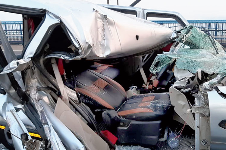 1 Died in an accident in Vidyasagar Setu