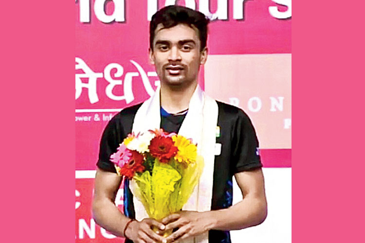 Sameer Verma becomes champion in the Syed Modi International Tournament, while Saina Nehwal loses