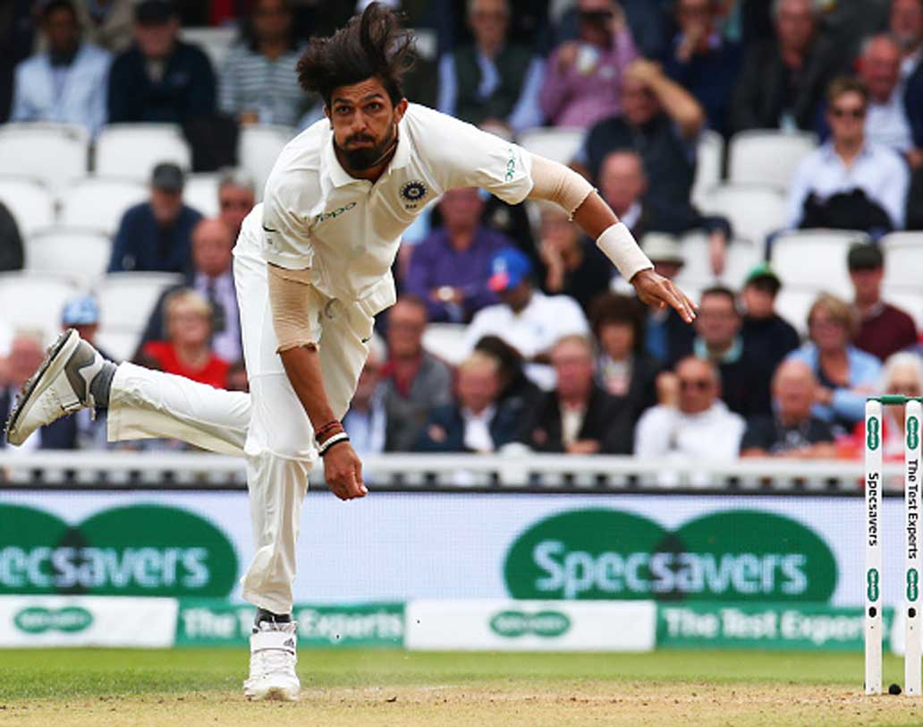 ইশান্ত শর্মা: ভুবি-বুমরা-খলিলদের দাপটে একদিনের ম্যাচে এখন খানিকটা অনিয়মিত। তবে টেস্টে দলের নিয়মিত সদস্য। চলতি অস্ট্রেলিয়া সফরে ইশান্তের ভূমিকা গুরুত্বপূর্ণ চলেছে।