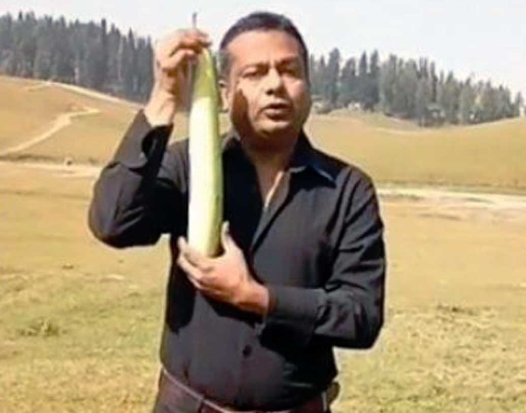 কমিক টাইমিংয়ের জন্য অধিক প্রশংসিত দীপককে কিছু দিন আগে রিয়্যালিটি শো ‘ইন্ডিয়াজ গোট ট্যালেন্ট’-এ দেখা গিয়েছিল। কখনও অ্যাডাল্ট ভিডিয়ো, কখনও আবার হাস্যকর সব সাজগোজে ভিডিয়ো পোস্ট করতে দেখা যায় তাঁকে।