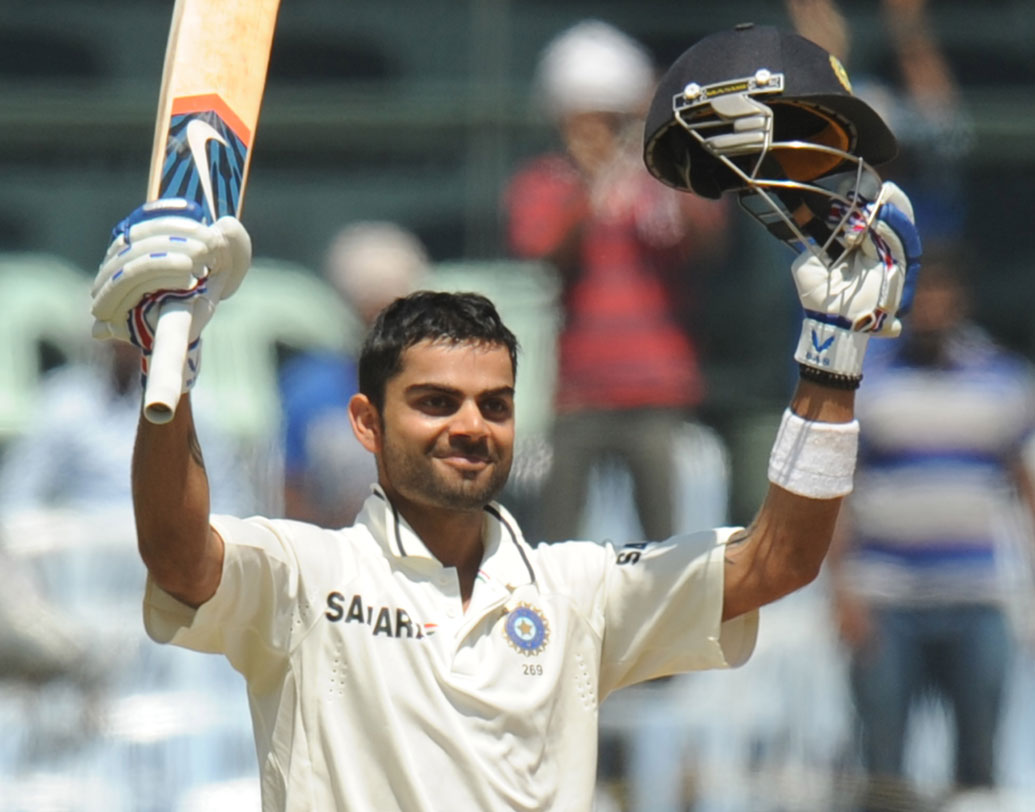 টিম ইন্ডিয়ার প্রসঙ্গ উঠবে আর বিরাট কোহালির কথা হবে না, তা কখনও হয় নাকি? অজিদের বিরুদ্ধে ভারতীয়দের মধ্যে এক সিরিজে সবচেয়ে বেশি রানের রেকর্ড রয়েছে কোহালির। ২০১৪-’১৫তে  ৮ ইনিংসে বিরাটের ব্যাট থেকে মোট ৬৯২ রান বেরিয়েছিল।