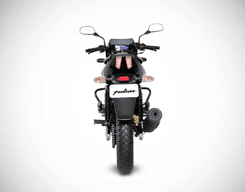 পালসার-এর এই নতুন মডেলের বিএইচপি ১৩.৮ এবং টর্ক ১৩.৪ এনএম।বাজাজ পালসার ১৫০ নিওন-এ গিয়ার রয়েছে মোট পাঁচটি।