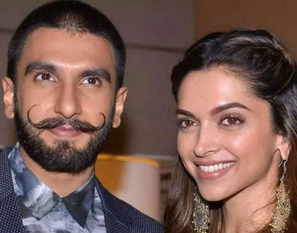 সংবাদ সংস্থা সূত্রে খবর, দীপিকা অসংখ্য গয়না কিনেছেন বিয়ে উপলক্ষ্যে। তার মধ্যে রয়েছে রণবীরের জন্য একটি সোনার চেনও।