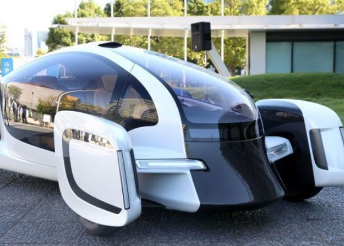 তবে প্লাস্টিক বলে আরোহীদের ঘাবড়ানোর কিছু নেই বলে জানিয়েছেন বিজ্ঞানীরা। বিভিন্ন ধরনের প্লাস্টিক ব্যবহার করায় যথেষ্ট শক্তপোক্ত হবে এই গাড়ি। ছোটখাটো আঘাত সহ্য করার ক্ষমতা রয়েছে গাড়িটির।