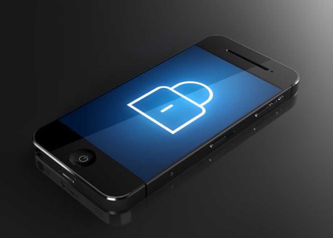 এগুলো হওয়া মানেই যে ফোন হ্যাকড্‌ তা নয়, তবে এই লক্ষণগুলোকে একেবারেই হালকা ভাবে নেবেন না।সার্ভিস সেন্টারে নিয়ে গিয়ে অবশ্যই ফোনের চেকআপ করে নিন।