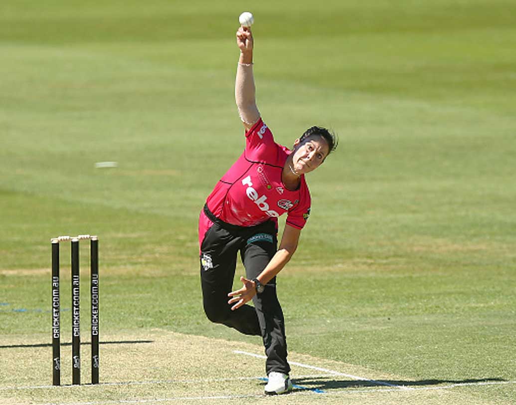 মারিজ়ান কাপ: দক্ষিণ আফ্রিকার অলরাউন্ডার। ৬৬টি ম্যাচে সেরা স্কোর ৪০। দখলে রয়েছে ৪৯টি উইকেটও। বিশ্বকাপে নজরে থাকবেন তিনিও।