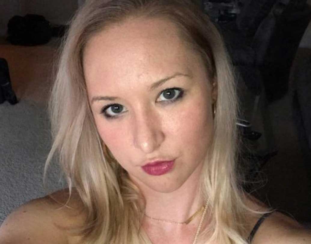 ৩৪ বছর বয়সী সারা টেক্সাসের বাসিন্দা। ভাল চাকরিও করেন। তবে নিজের চেহারা নিয়ে সন্তুষ্ট ছিলেন না। হতে চেয়েছিলেন সেরা সুন্দরী।