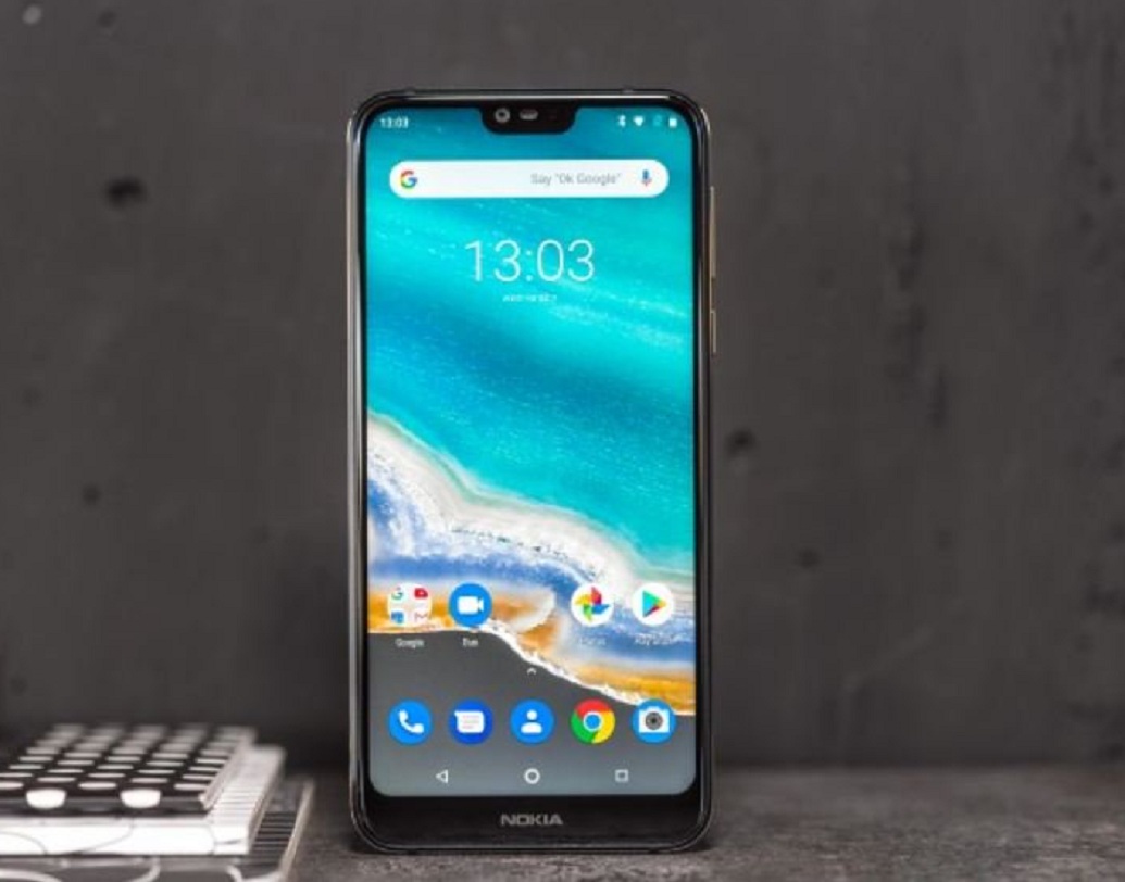 ব্যাটারি: ফোনটির ব্যাটারি ৩০৬০ এমএএইচ-এর। সেইসঙ্গে রয়েছে ফাস্ট চার্জিংয়ের সুবিধা। মাত্র আধ ঘণ্টায় অর্ধেক চার্জ হয়ে যায় ফোনটি।