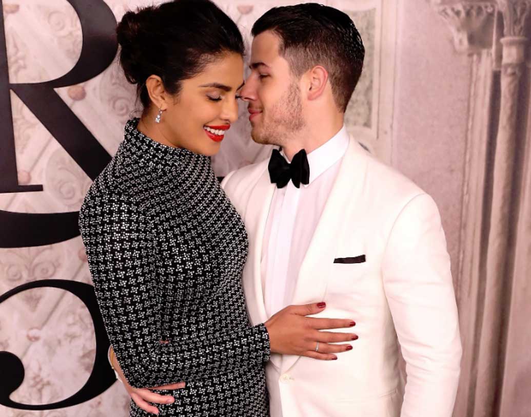 ২০১৭ সালে ফোর্বসের প্রকাশিত তালিকা অনুযায়ী, বলিউডে পারিশ্রমিকের তালিকায় প্রিয়ঙ্কা চোপড়া রয়েছেন সাত নম্বরে। আর ‘কোয়ান্টিকো’-র এক-একটি পর্বের জন্য প্রায় ২০ কোটি টাকা পারিশ্রমিক নিতেন পিগি চপস।