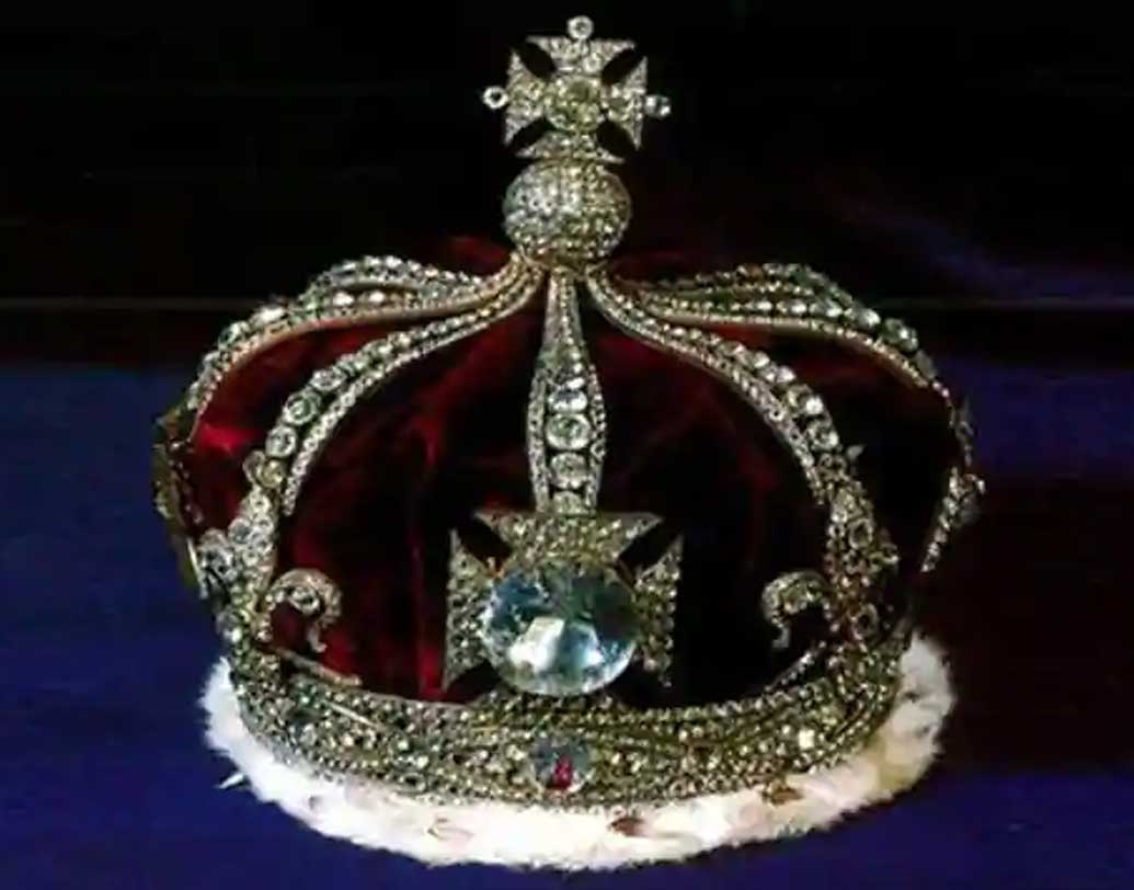 কোহিনূরের মতো বিতর্কিত হিরেও বর্তমান তেলঙ্গানার গোলকুণ্ডা থেকে আহরিত। ২০০০ বছরেরও বেশি সময় ধরে হিরের খনির জন্য বিখ্যাত ছিল একমাত্র গোলকুণ্ডা।