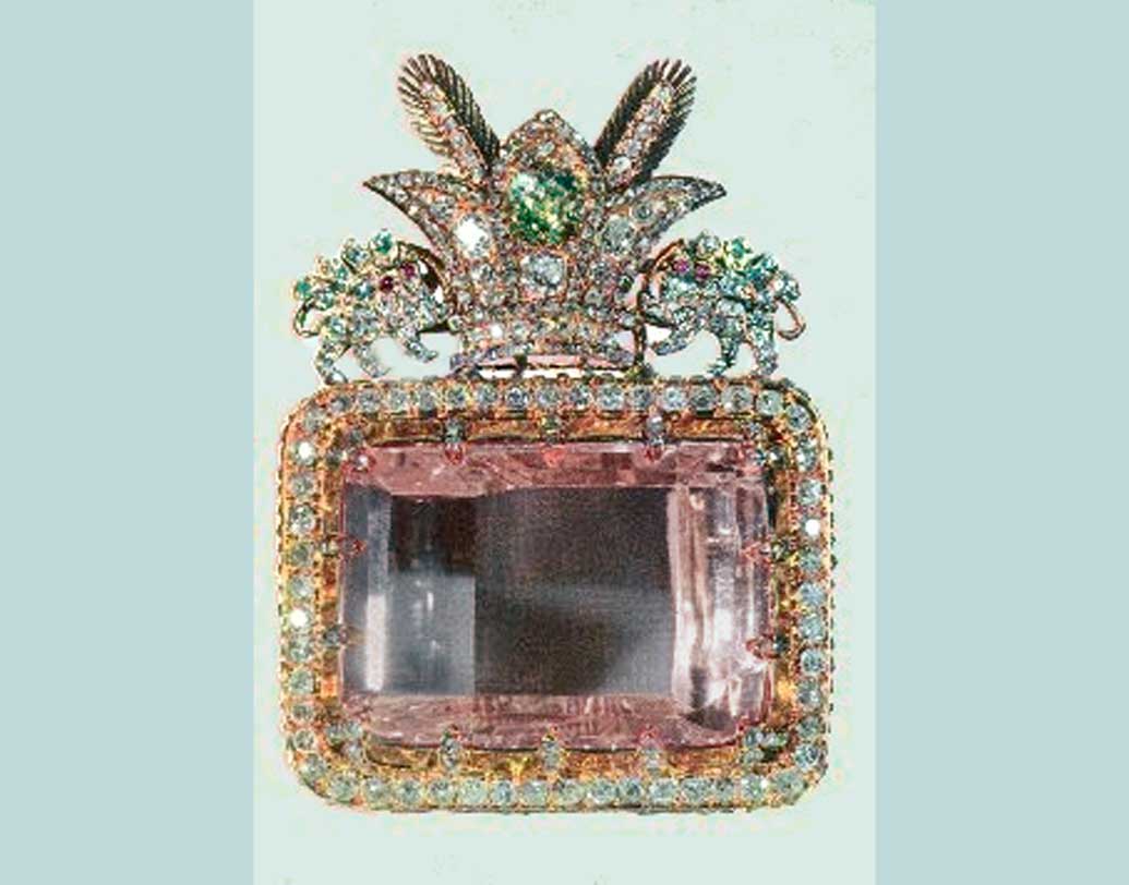 টাইপ ২বি-ও প্রায় বর্ণহীন থেকে হলদেটে রঙের হয়। এটি খাঁটি, কারণ একেবারে নাইট্রোজেন মুক্ত।