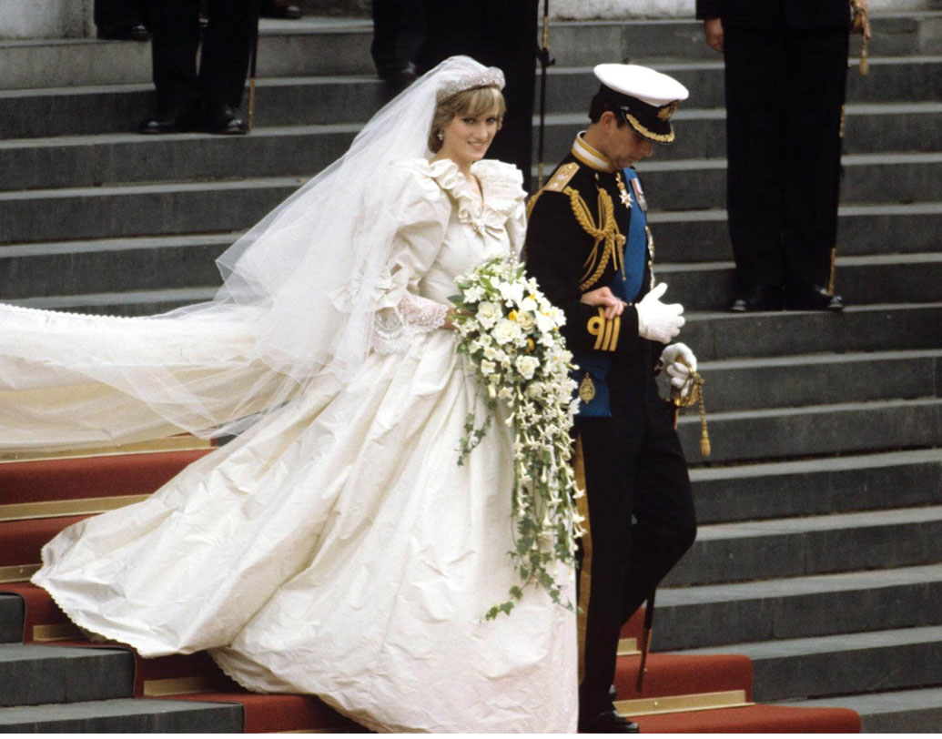 ৩৭ বছর আগে প্রিন্সেস ডায়ানার বিয়েতে এখনকার হিসাবে খরচ হয়েছিল প্রায় ৭৯৫ কোটি টাকা।