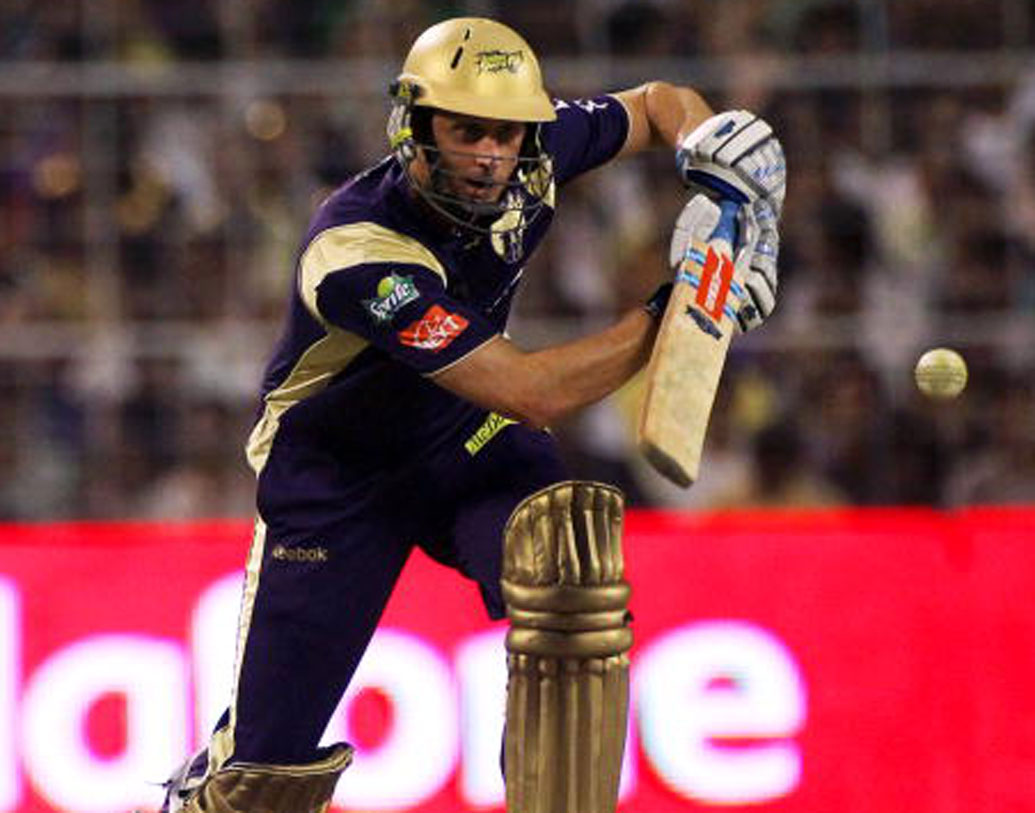 ডেভিড হাসি: দলের গুরুত্বপূর্ণ ফিনিসার ছিলেন। কলকাতার অন্যতম সফল ক্রিকেটার। পরবর্তীতে পঞ্জাব এবং চেন্নাইয়ের হয়েও মাঠে নেমেছিলেন। বর্তমানে অস্ট্রেলিয়ান বিগ ব্যাশ লিগে খেলছেন।