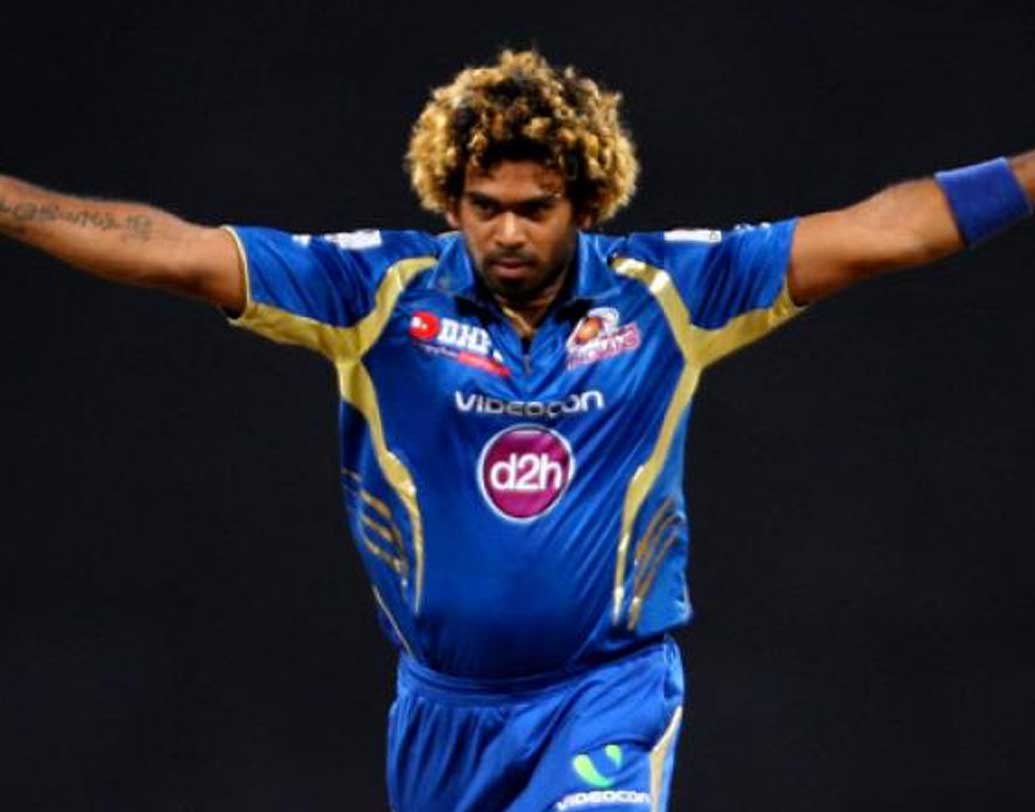 লাসিথ মালিঙ্গা গত আইপিএলে অবিক্রিত ছিলেন। এক সময় বিশ্ব ক্রিকেটে আলোড়ন তোলা শ্রীলঙ্কার এই পেসার টি-টোয়েন্টি ফরম্যাটে অন্যতম উপযোগী বোলার। এ বার মালিঙ্গার বেস প্রাইস ২ কোটি টাকা।