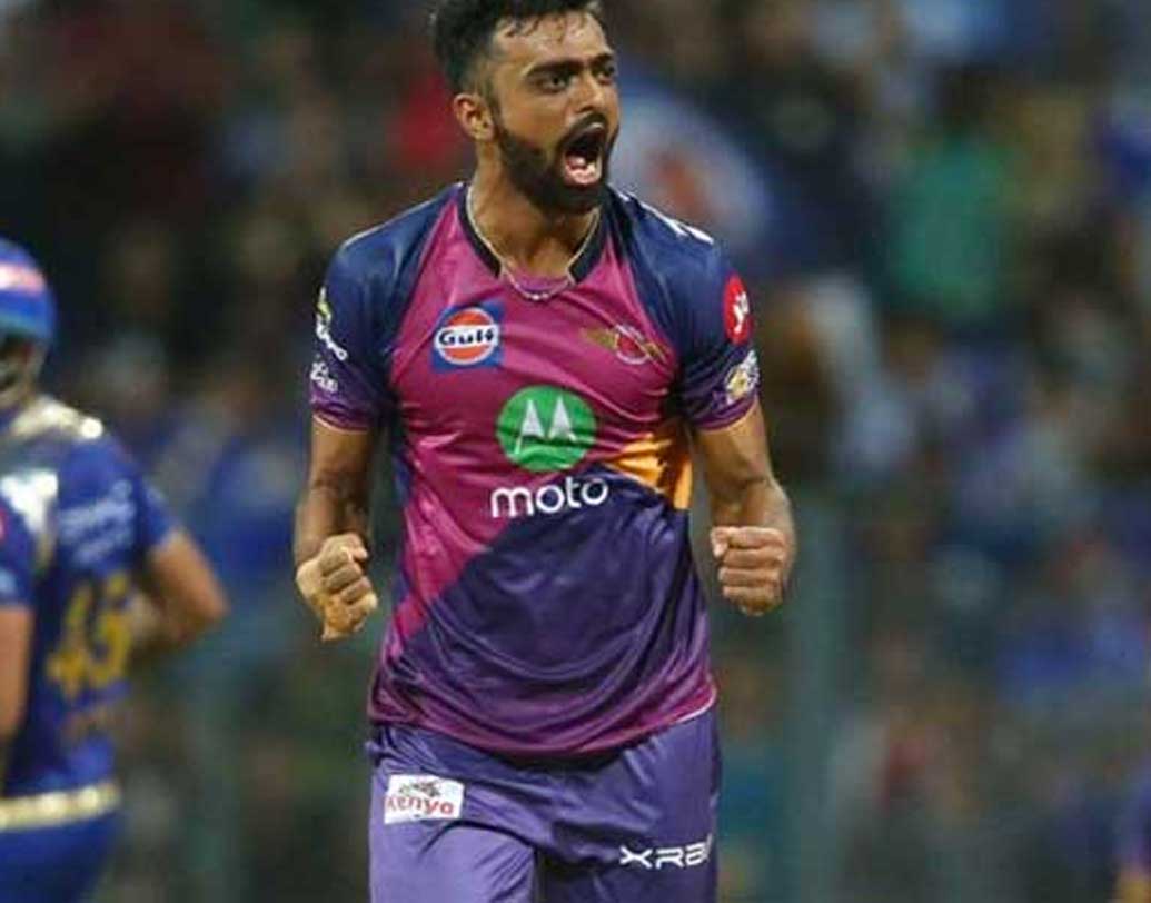 জয়দেব উনাদকাটকে গত বার নিলামে ১১.৫ কোটি টাকায় নিয়েছিল রাজস্থান রয়্যালস। কিন্তু, পারফরম্যান্স আশানুরুপ না হওয়ায় তাঁকে ছেড়ে দেওয়া হয়েছে। নিলামে তাঁর বেস প্রাইস দেড় কোটি টাকা।