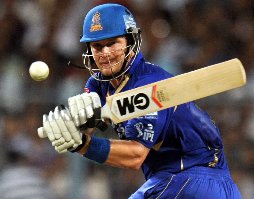 সিএসকে-র মিডল অর্ডারের শক্তি বাড়াতে শেন ওয়াটসনের কাছাকাছি অন্য নাম খুঁজে পাওয়া মুশকিল। ২০১৮-তে তাঁর ব্যাট থেকেই বেরিয়েছে বহু ম্যাচ জেতানো ইনিংস। ১৫ ম্যাচে ৫৫৫ রান ছাড়াও ৬টি উইকেটও নিয়েছেন তিনি।