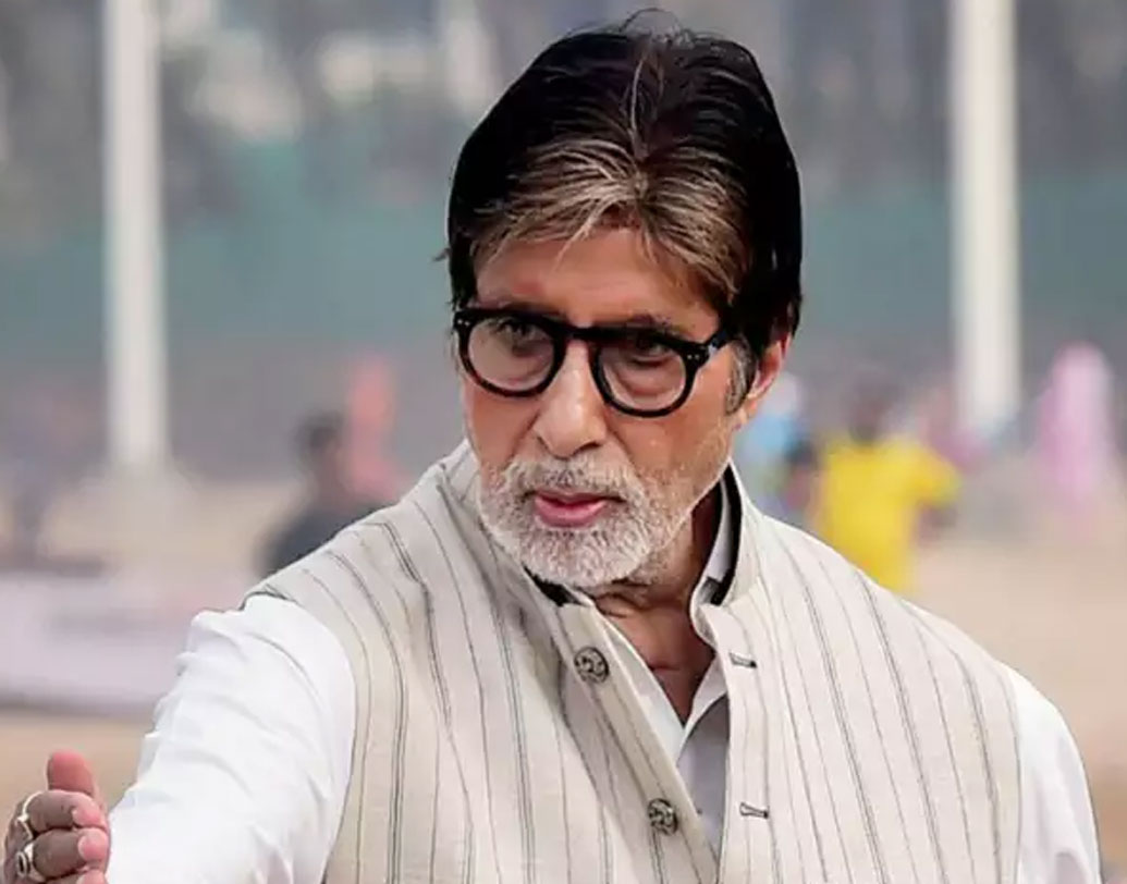 অমিতাভ বচ্চনের বিরুদ্ধে আবার অভিযোগ করেছিলেন এক রাজনৈতিক ব্যক্তিত্ব। অভিযোগ, রাত অবধি বিগ বি’র অফিস তৈরির কাজ হচ্ছিল। আর সে আওয়াজে ঘুমোতে না পেরে অমিতাভকে সে কথা জানিয়েছিলেন ওই রাজনীতিবিদ। যদিও অমিতাভের সঙ্গে কথা বলার পরেই মিটে গিয়েছিল সে সমস্যা।