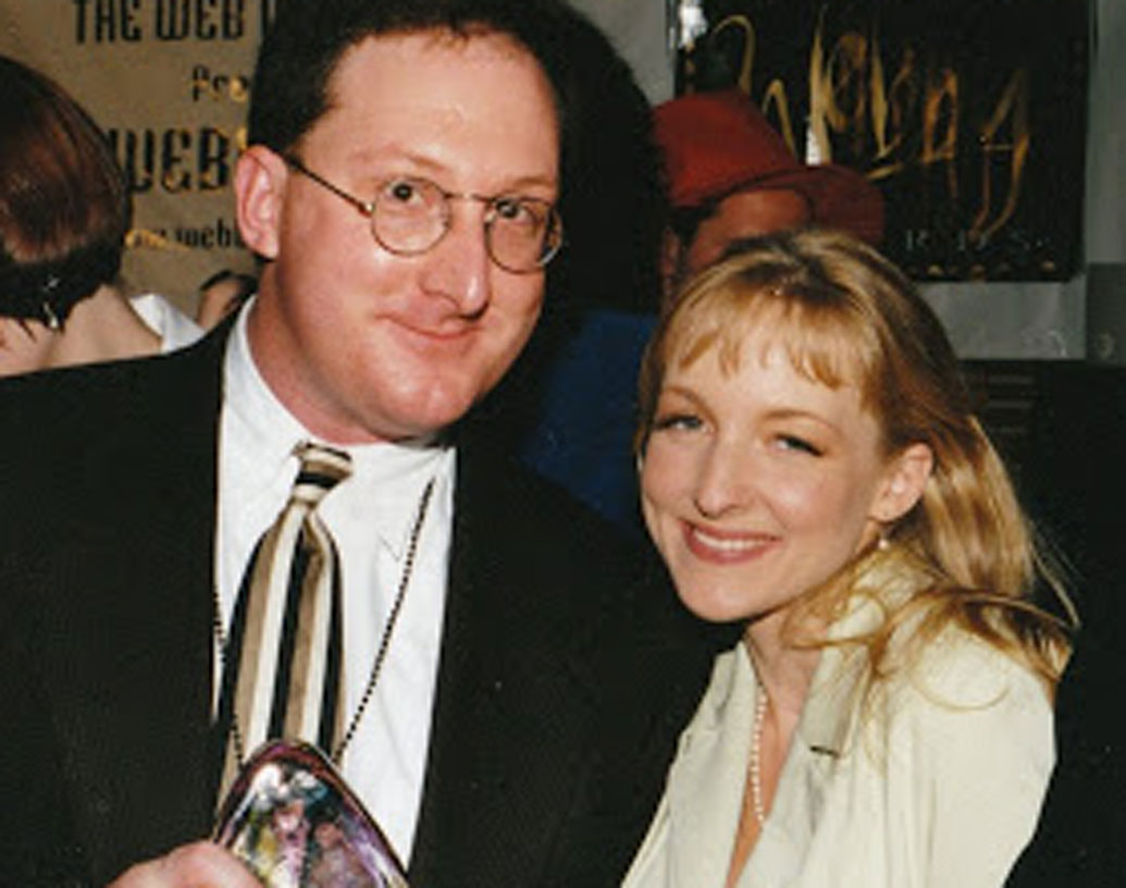 কখনও কোনও সিনেমায় ছোট রোল, কখনও ডেলি সোপে অভিনয়, কখনও আবার পর্ন ছবিতে মুখ্য ভূমিকায় অভিনয় করে গিয়েছেন ড্যান্নি। তাঁর হাত ধরেই ইন্টারনেটের সাহায্যে আমেরিকার পর্ন ইন্ডাস্ট্রির একটা নতুন দরজা খুলে যায়।