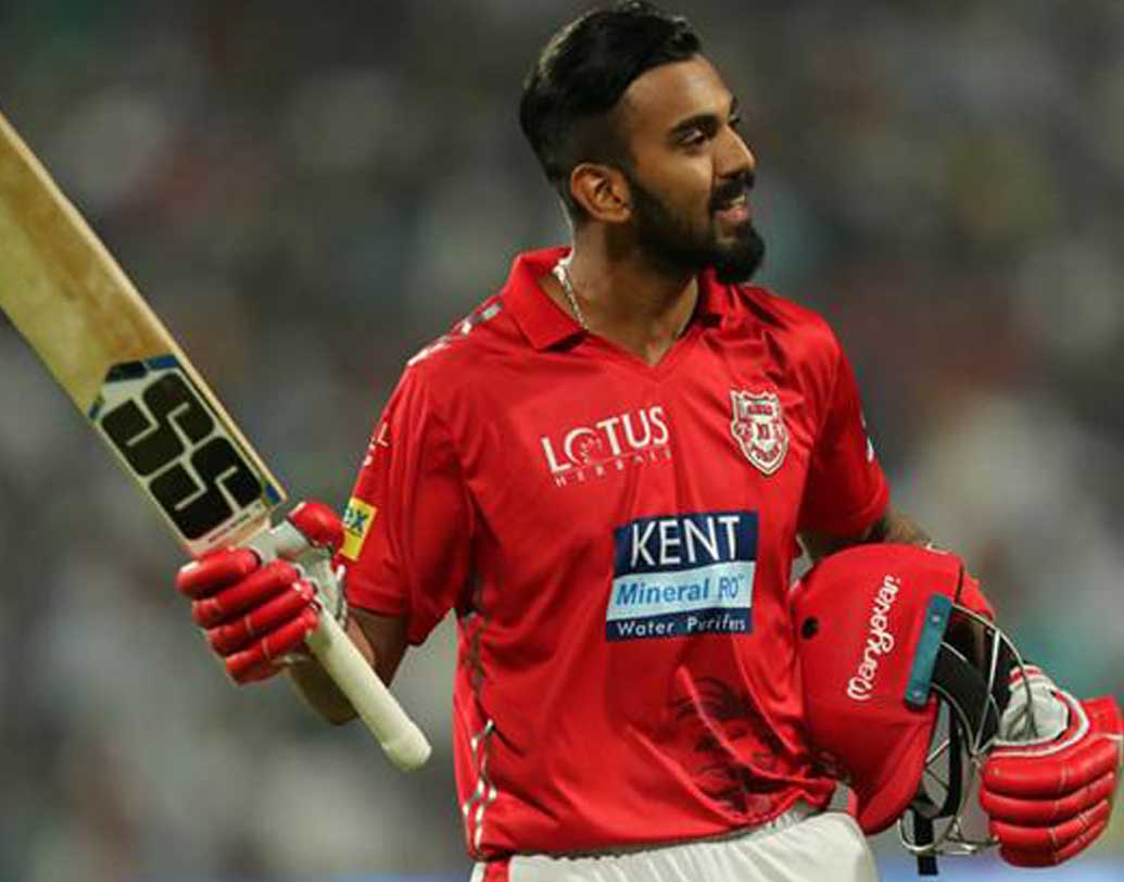 লোকেশ রাহুলকে এই বছরের শুরুতে হওয়া নিলামে ১১ কোটি টাকায় নেয় কিংস ইলেভেন পঞ্জাব। ৬৪৯ রান করে রাহুল তার মর্যাদাও দেন। ওপেনারের ভূমিকায় তিনি ভরসা দেন দলকে।