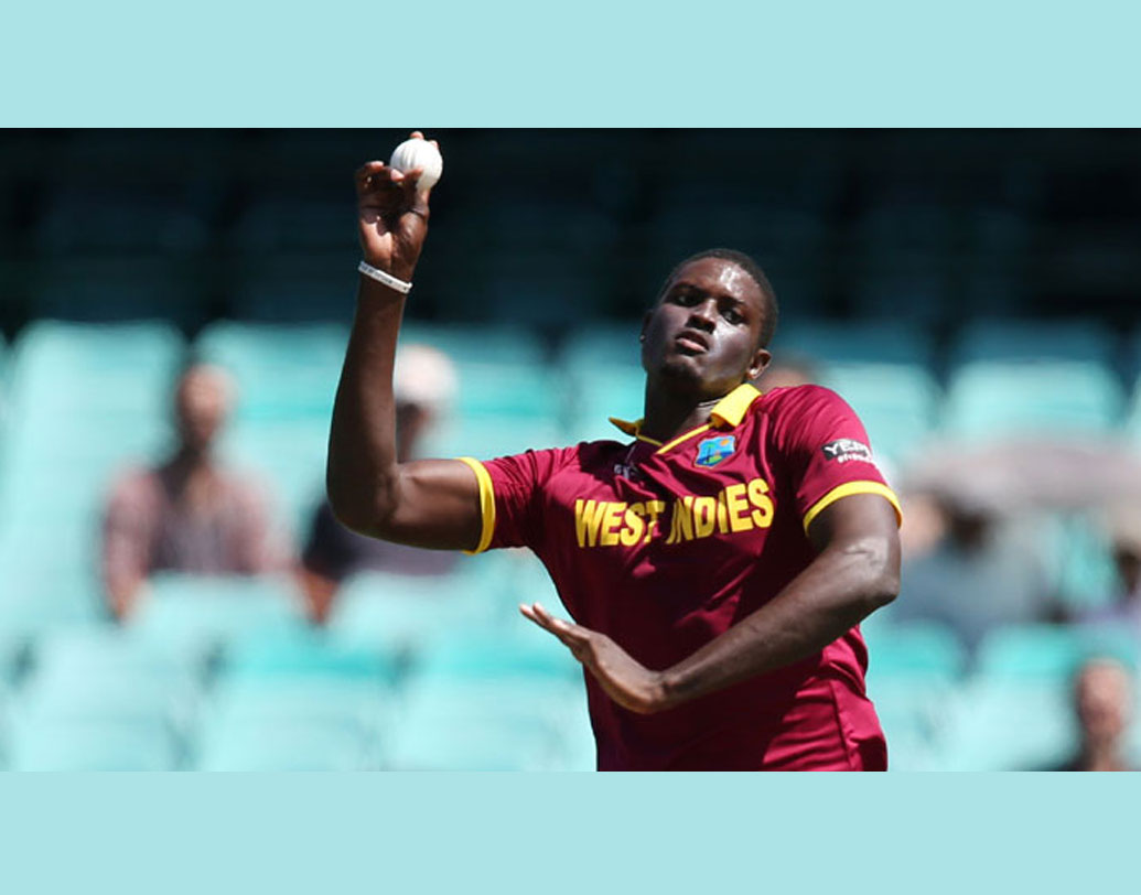 আইপিলের নিলামের পর ওয়েস্ট ইন্ডিজের শিমরন হেটমায়ারকে নিয়ে যখন হইচই হচ্ছে, তখন তাঁরই সতীর্থ জেসন হোল্ডার কোনও দলেই জায়গা পেলেন না।