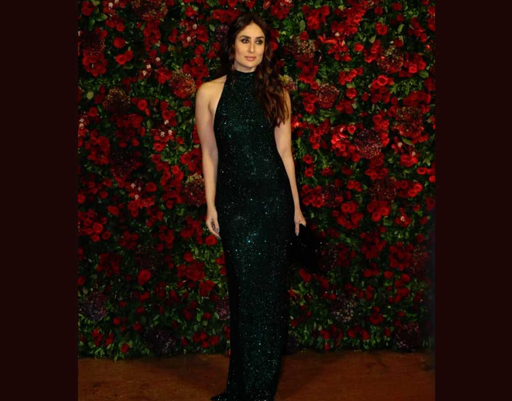 স্টানিং গ্রিন ব্যাকলেস গাউনে অনন্য করিনা এসে দাঁড়াতেই শোরগোল পড়ে গিয়েছিল এ দিন। তার আগেই ফারহা খান এসেছিলেন একটি লাল সারারা পরে। তবে ফারহার এই পোশাককে ব্যাড ফ্যাশন চয়েস বলছেন অনেকেই।