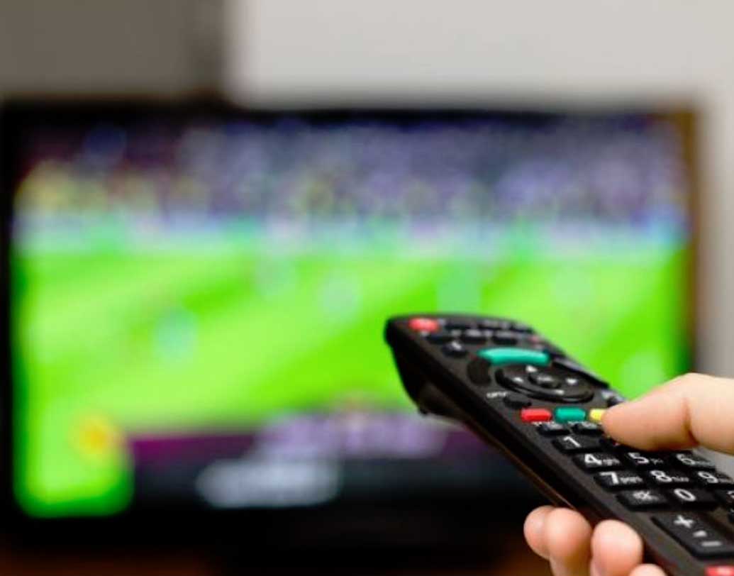 ডিসকভারি কমিউনিকেশনস ইন্ডিয়া এবং ডিজনি ব্রডকাস্টিং ইন্ডিয়া লিমিটেড-এর অনেক চ্যানেলই রয়েছে মূল্য বৃদ্ধির তালিকায়। টিভি টুডে নেটওয়ার্কের আজ তক, ইন্ডিয়া টুডে, আজ তক এইচ ডি, আজ তক তেজ ইত্যাদি পে চ্যানেলগুলির দাম একটু বাড়ছে।