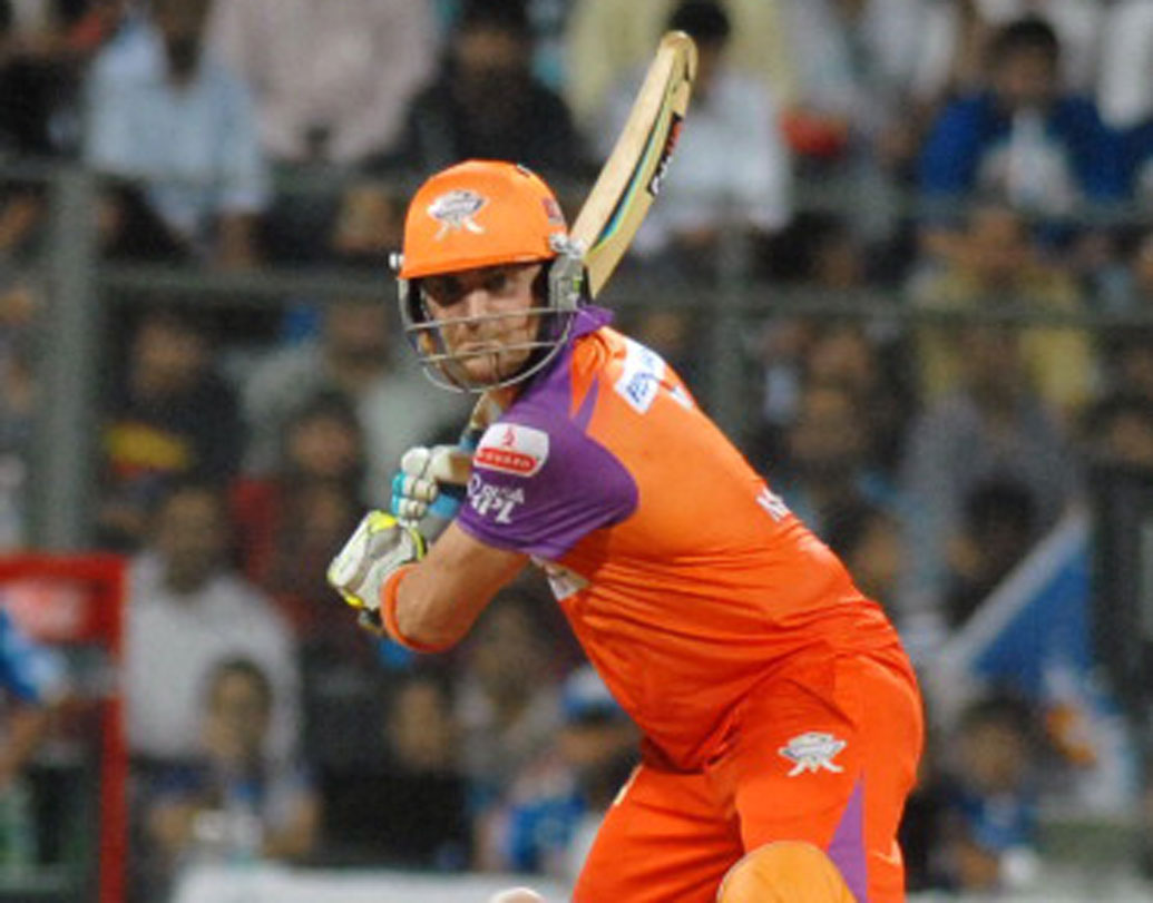 ব্রেন্ডন ম্যাকালাম: এ বারের নিলামে দল না পাওয়ার তালিকায় এই নামটা বোধ হয় সব থেকে চমকপ্রদ। প্রথম আইপিএলে কলকাতার হয়ে তাঁর সেই শতরান এখনও অন্যতম সেরা।