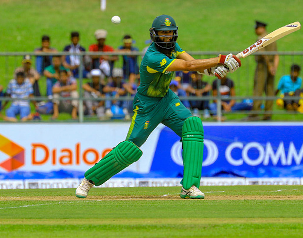 হাসিম আমলা: এ বার দল না পাওয়ার তালিকায় এই নামটা বেশ চমকপ্রদ। টি২০ ক্রিকেটে আমলার সাফল্য বেশ ভাল।