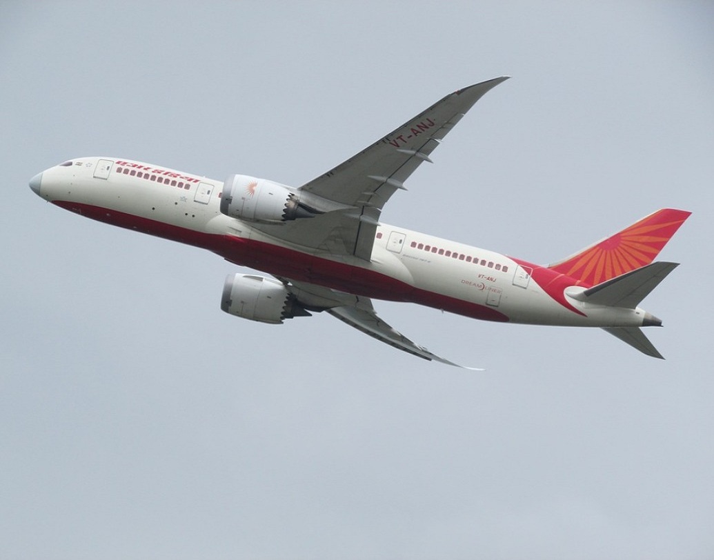 তীর্থযাত্রা:
প্রতি বছর হাজার হাজার মানুষ হজ, বৈষ্ণোদেবী এবং কেদারনাথ যাত্রা করেন। তার জন্য বিশেষ বিমানেরও ব্যবস্থা থাকে। বিমানে ইকনমিক ক্লাসের টিকিট বুকিংয়ের ক্ষেত্রে এ বার থেকে ৫ শতাংশ জিএসটি দিতে হবে। বিজনেস ক্লাসের ক্ষেত্রে দিতে হবে ১২ শতাংশ। এতদিন তা ২৮ শতাংশ ছিল।