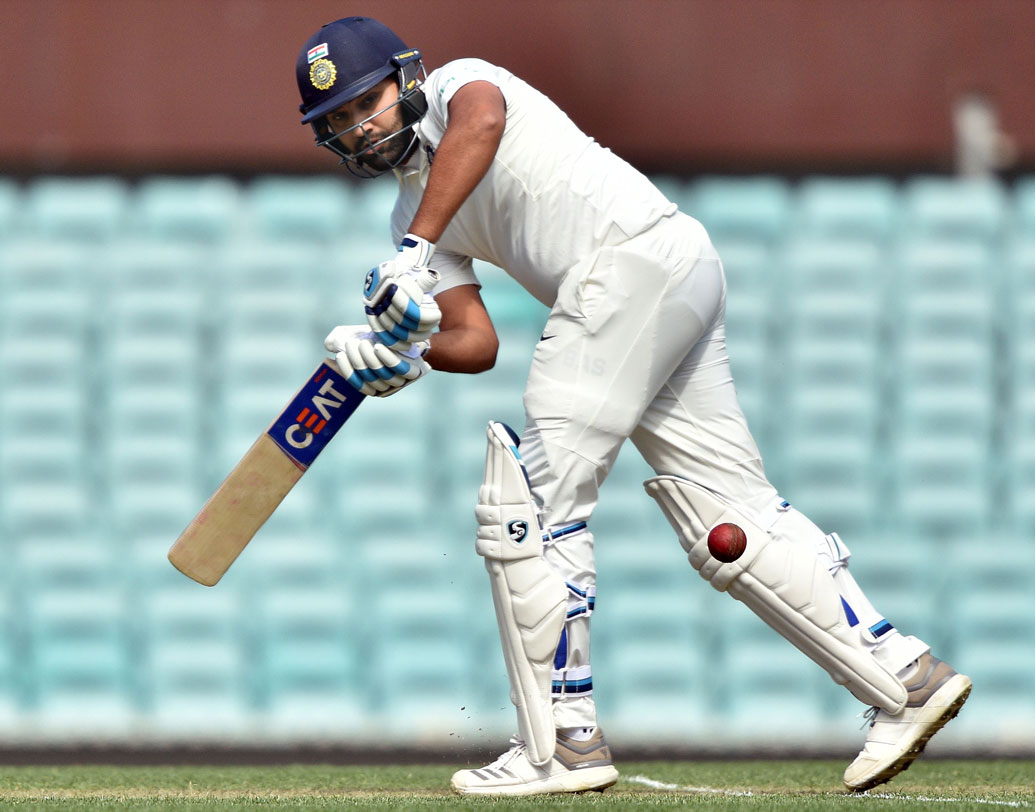 রোহিত শর্মা: দ্বিতীয় টেস্টে দলে না থাকলে ফের সুযোগ পেয়েছেন। টেস্টে এখনও নিয়মিত হতে পারেননি। মেলবোর্নে রান না পেলে ভবিষ্যতে অনেকটাই কঠিন হয়ে যাবে টেস্টে দলে থাকা।