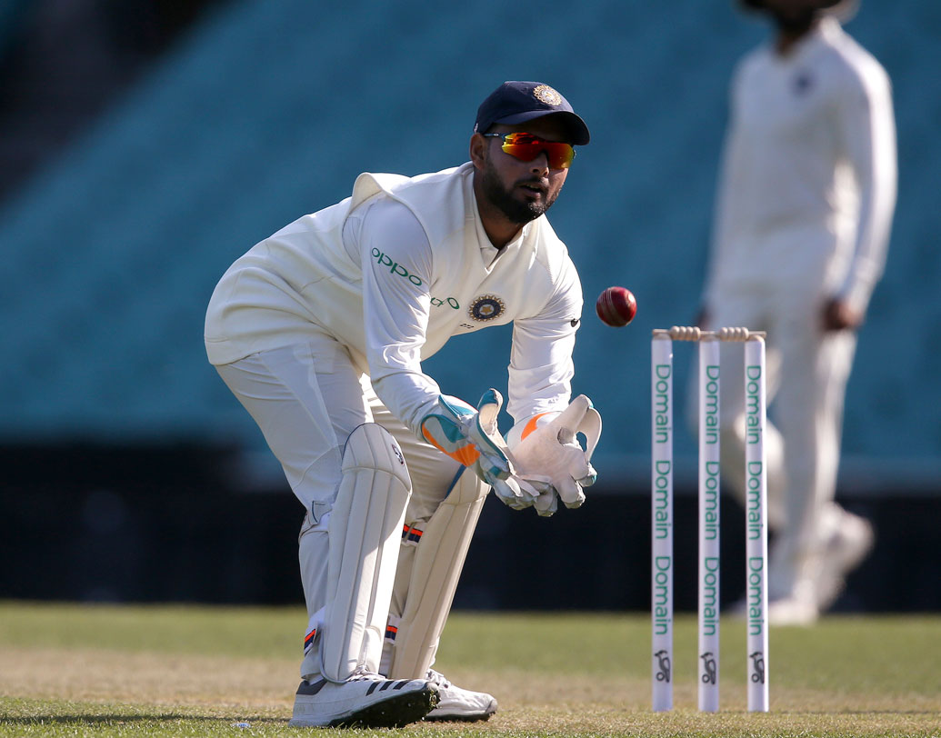 ঋষভ পন্থ: উইকেটরক্ষক হিসেবে নজর কাড়লেও, ব্যাট হাতে এখনও তেমন আসাধারণ কিছু করতে পারেননি। বক্সিং ডে টেস্টে আরও কিছু ভাল করার সুযোগ থাকছে পন্থের সামনে।
