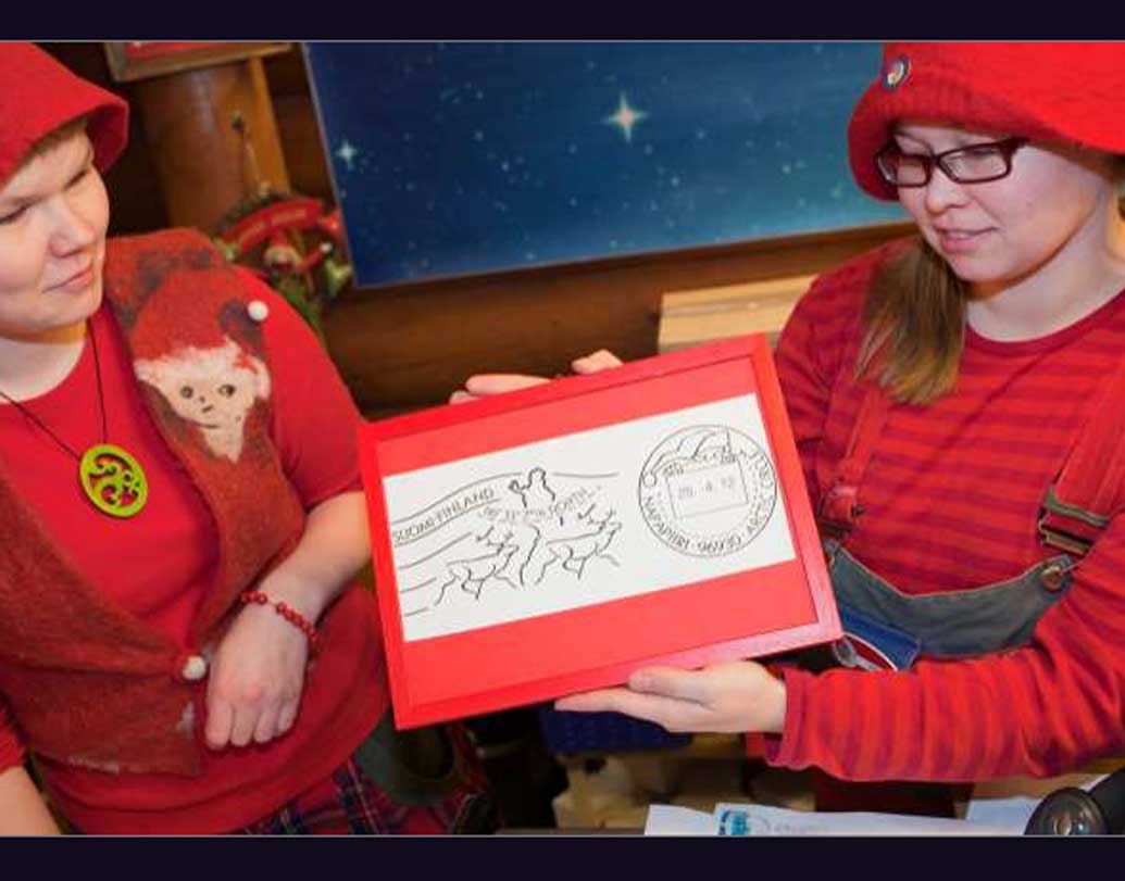 এখানকার যে ডাকঘর, তাতে বিশেষ আর্কটিক সার্কেলের পোস্ট মার্ক রয়েছে। সান্তা আর তাঁর প্রিয় বল্গা হরিণগুলিও রয়েছে এতে।