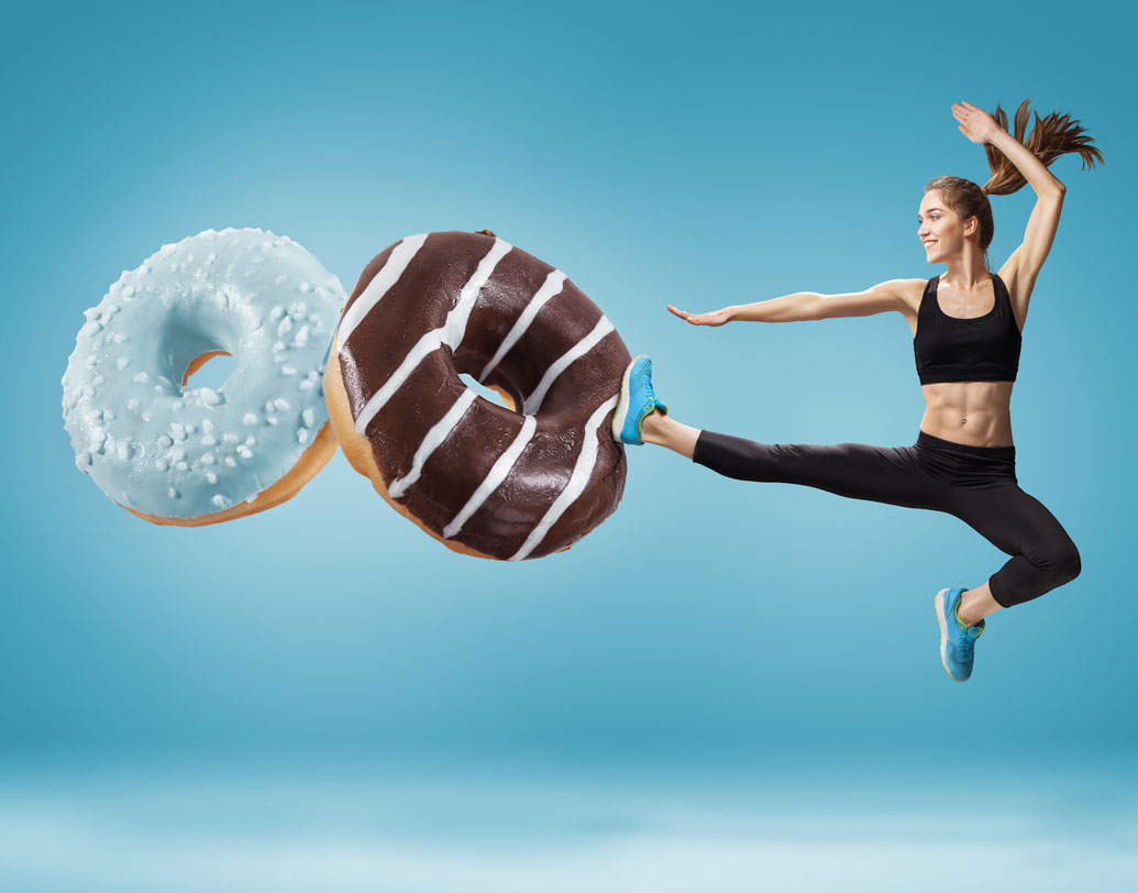 এই ব্যায়ামের প্রভাবে সারা শরীরে রক্ত সঞ্চালন ভাল হয়। হরমোন ক্ষরণ, কোষে কোষে পুষ্টিগুণ পৌঁছনোর কাজও সহজ হয়ে যায়। ফলে পেটের সমস্যা প্রতিরোধ, সারা শরীরে উপকারি বডি ফ্লুয়িড পৌঁছনোর মতো প্রয়োজনীয় জৈবিক কাজও অনেক সহজ করে তোলে এই স্কোয়াটর অভ্যাস। সুতরাং আর দেরি না করে আজ থেকেই শুরু করুন স্কোয়াট।