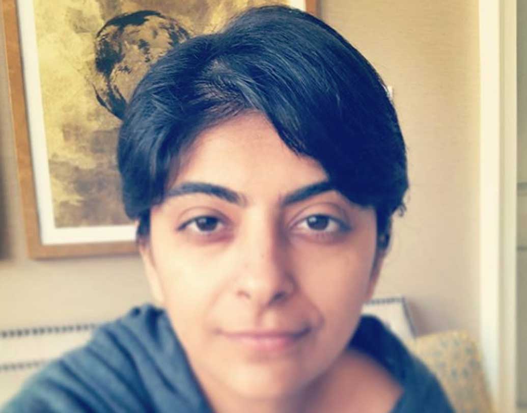 বছর উনত্রিশের ফতিমা ভালবাসেন বিভিন্ন ধরনের কন্টিনেন্টাল কুইজিন বানাতে। সেই কাজই তিনি করছেন। চিকিৎসার মাঝেই ক্যানসারকে বুড়ো আঙুল দেখিয়ে চলছে রান্নাবান্না।