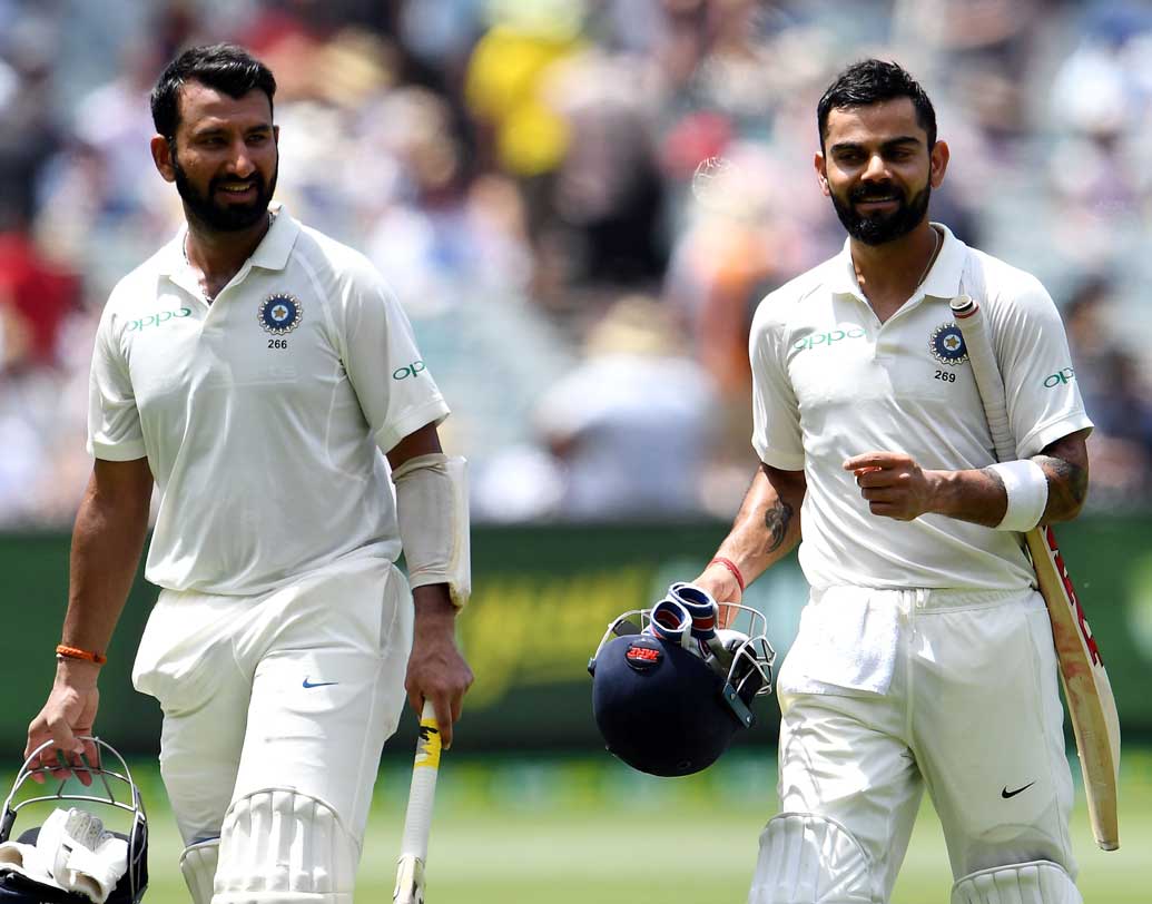 নাথান লায়নের বলে অসাধারণ ড্রাইভ করে বাউন্ডারি হাঁকিয়ে কেরিয়ারের ১৭ তম সেঞ্চুরি করেন পূজারা। ৩১৯ বলে ১০৬ রান করেন তিনি। জয়ের অন্যতম কারণ ব্যাটিংয়ে তাঁর এই সাফল্য।