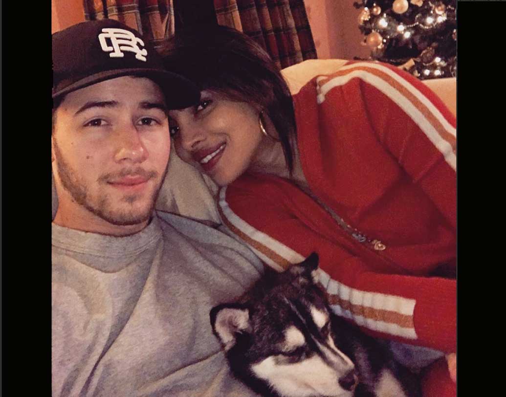 দু’জনের এক সঙ্গে বড়দিন পালনের ছবিও পোস্ট হয়েছে সোশ্যাল মিডিয়ায়।