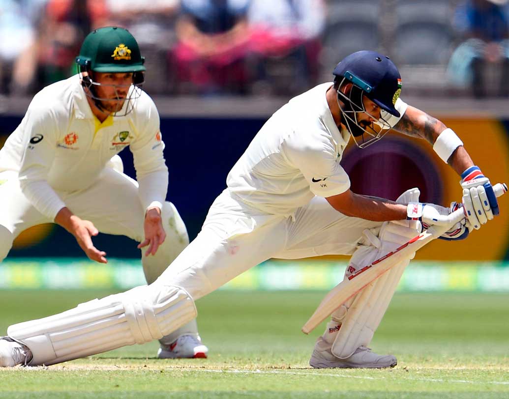 অস্ট্রেলিয়াকে হারিয়ে এই টেস্ট জয়ের পর সৌরভ গঙ্গোপাধ্যায়ের রেকর্ড ছুঁলেন বিরাট কোহালি।