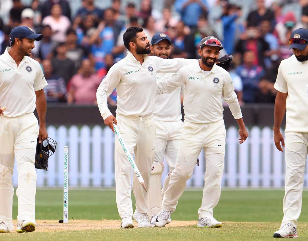 টসে জিতে আজ পর্যন্ত কোহালির নেতৃত্বে ভারতীয় দল পরাজিত হয়নি। এটাকেও এক অর্থে রেকর্ড বলা যায় বই কী!