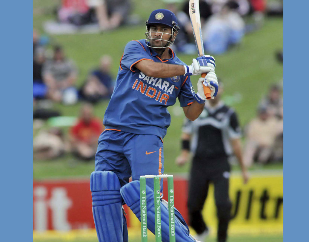 ২০১৮ সালে ২০টি একদিনের ম্যাচ খেলেছেন মহেন্দ্র সিংহ ধোনি। ২৭৫ রান করেছেন সব মিলিয়ে। ইনিংস পিছু গড় রান ২৫। স্ট্রাইক রেট মাত্র ৭১.৪৩।