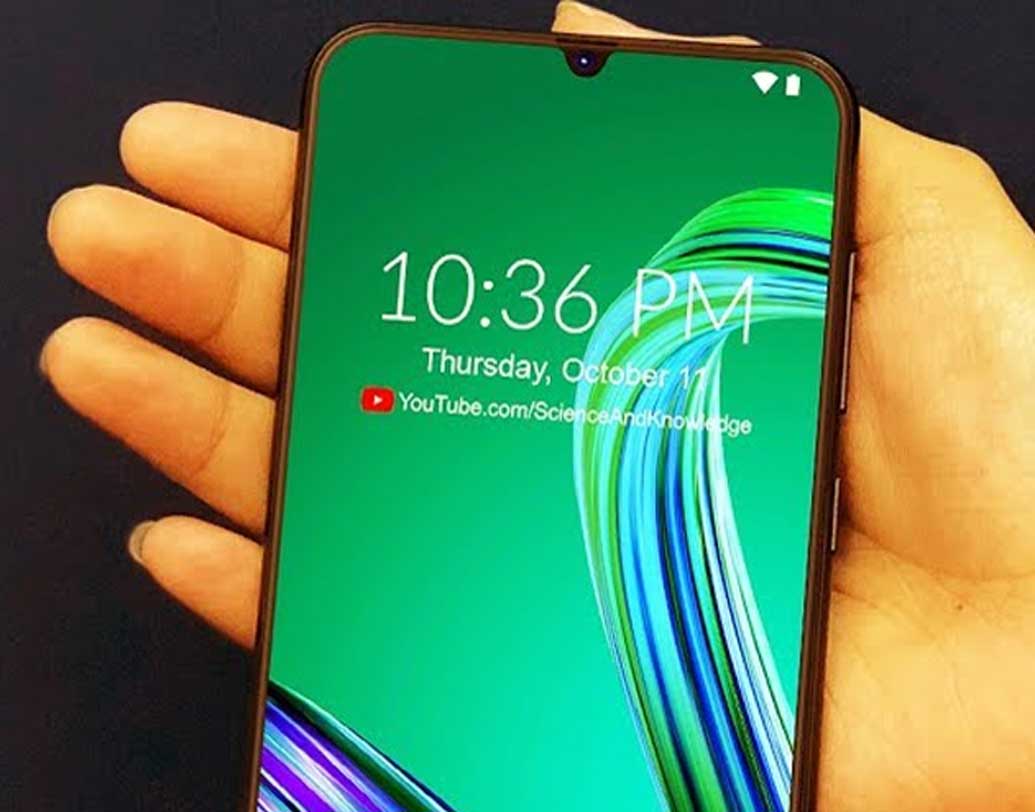 রেজোলিউশন ১০৮০ x ২২৮০ পিক্সেল। ফলে ছবিও হবে অত্যন্ত স্পষ্ট।