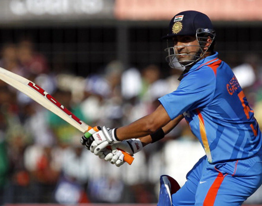 ২০০৮ সালে দিল্লিতে অস্ট্রেলিয়ার বিরুদ্ধে টেস্ট। লি-জনসনদের আক্রমণ সামলে করেছিলেন ২০৬ রান। টেস্ট শেষ পর্যন্ত অসমাপ্ত থেকে গেলেও সে দিন গম্ভীর জয় করেছিলেন তামাম দেশবাসীর মন।